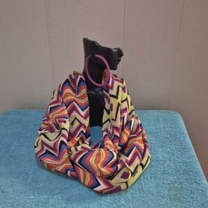 Colorful Zigzag Patterned Infinity Scarf With Earring Bundle
